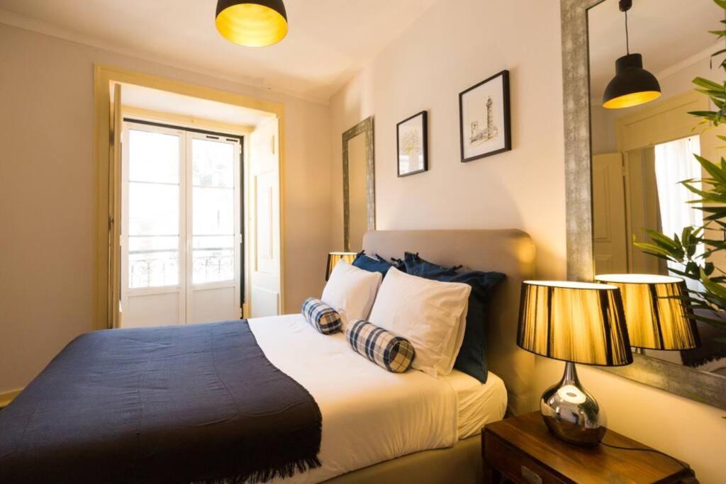 Ola Lisbon - Castelo IV Apartment Luaran gambar
