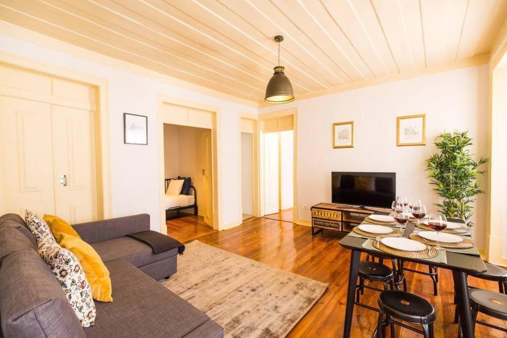 Ola Lisbon - Castelo IV Apartment Luaran gambar